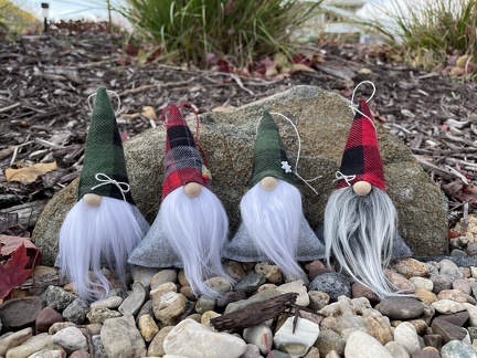 Christmas Gnomes Ornaments7